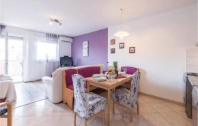 1 Bedroom Beautiful Apartment In Liznjan